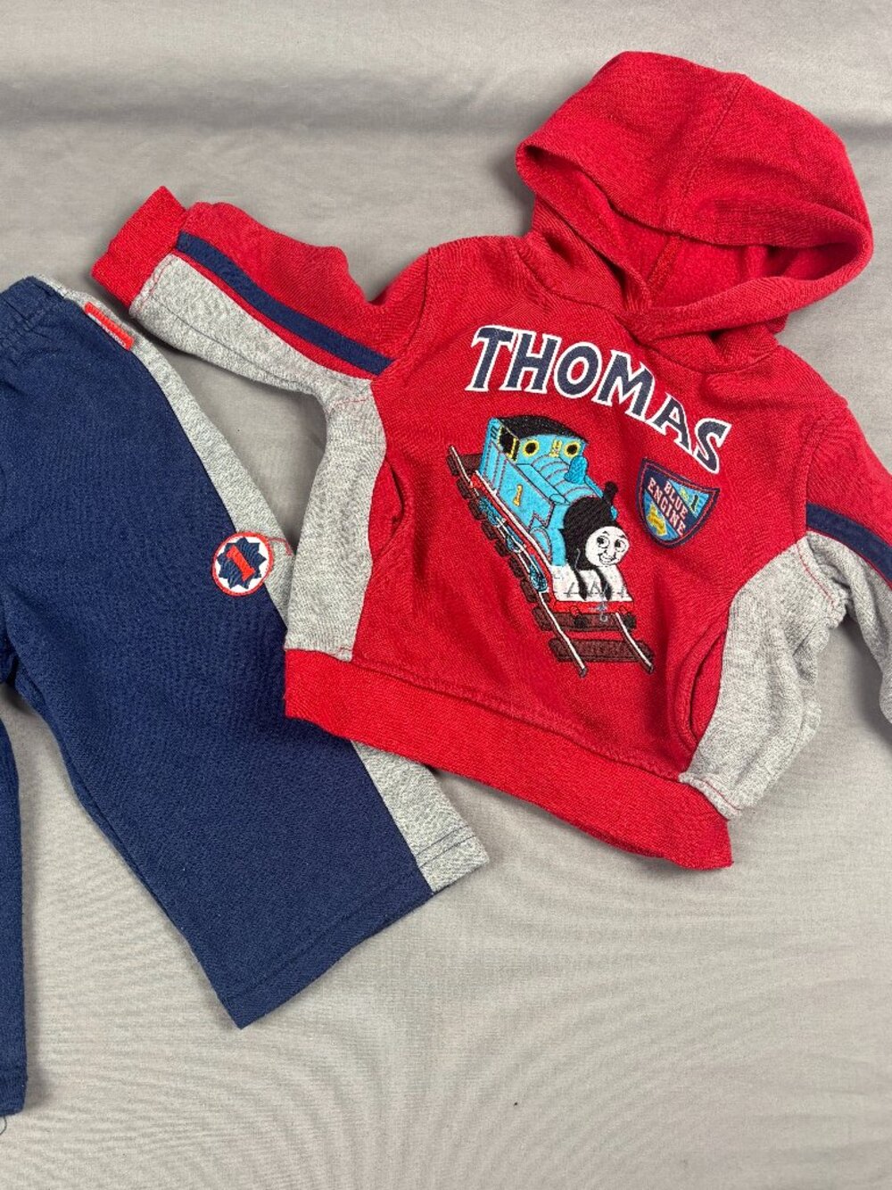 Y2K Thomas & Friends 2 Piece Embroidered Outfit 18M Sweatshirt Pant Set Blue Red